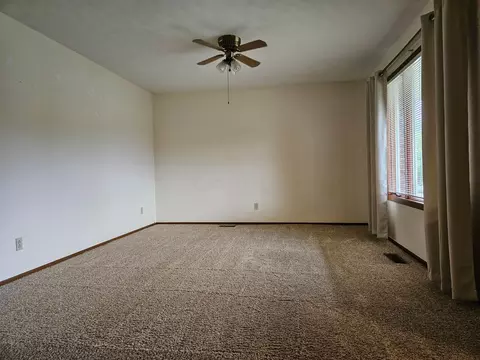 1146 Lindsey Rd, Springfield, OH 45503 photo 7