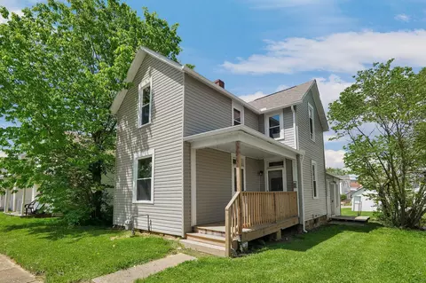 1243 E Walnut St, Lancaster, OH 43130