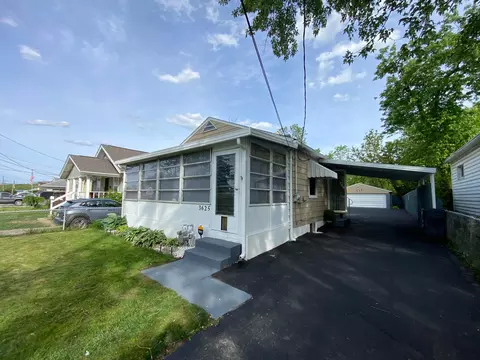 3625 Harding Dr, Columbus, OH 43228