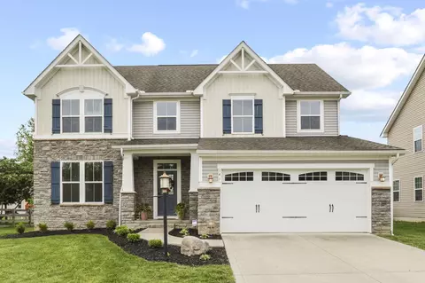 141 Whittington Pl, Pataskala, OH 43062
