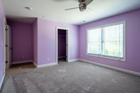 Bedroom - 9812 Beech Dr, Cincinnati, OH 45231 photo 9 of 11