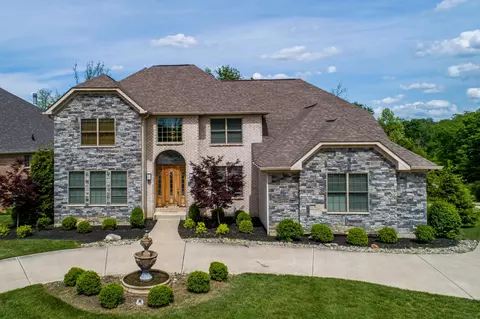 Exterior - 9812 Beech Dr, Cincinnati, OH 45231 photo 9 of 9