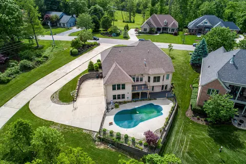 View/Area - 9812 Beech Dr, Cincinnati, OH 45231 photo 4 of 6
