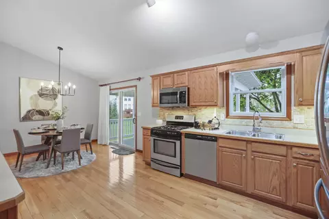 Kitchen - 9135 Strawser St, Orient, OH 43146 photo 2 of 3