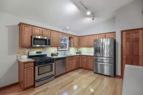 Kitchen - 9135 Strawser St, Orient, OH 43146 photo 1 of 3