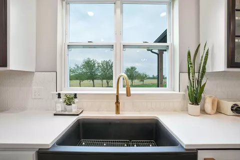 Kitchen - 7308 Concord Rd, Delaware, OH 43015 photo 10 of 12