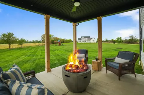 Exterior - 7308 Concord Rd, Delaware, OH 43015 photo 7 of 16
