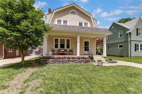 454 Brevoort Rd, Columbus, OH 43214