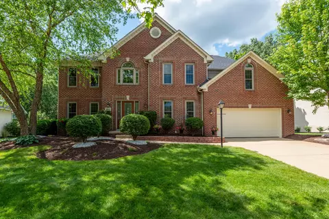 1095 Lake Point Dr, Westerville, OH 43082