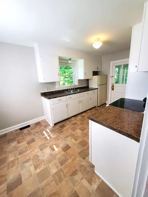 601 N Pickaway St, Circleville, OH 43113 photo 14