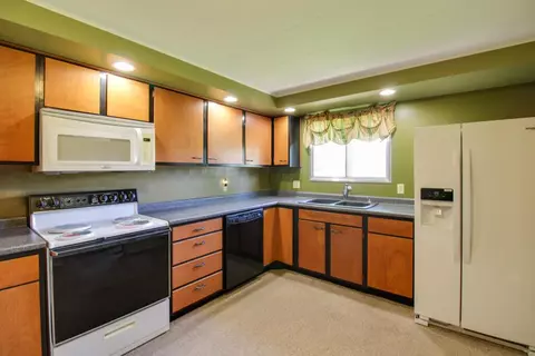 1756 Summerset Dr, Marion, OH 43302 photo 7