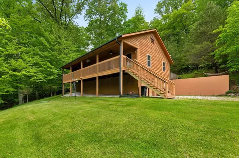 1191 Taos Ln, Sugar Grove, OH 43155