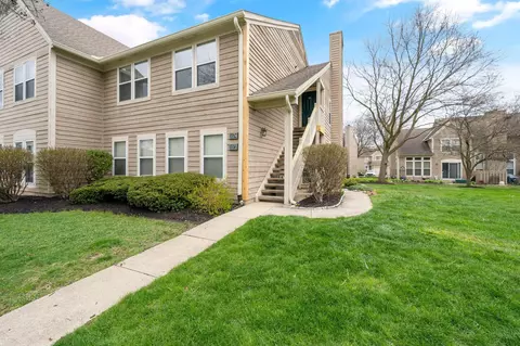 3374 Smileys Cor, Hilliard, OH 43026