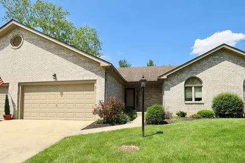 370 Castle Pines Dr, Columbus, OH 43230