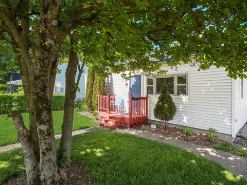 2585 Howey Rd, Columbus, OH 43211