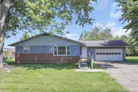 16 Dorsey Mill Rd E, Heath, OH 43056