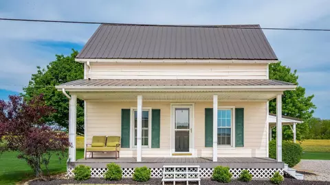 9018 Zion Rd NW, Somerset, OH 43783