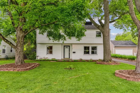 415 Weymouth Ln, Columbus, OH 43228
