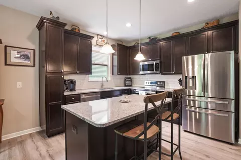Kitchen - 229 Jay Ct, Delaware, OH 43015 photo 2 of 6