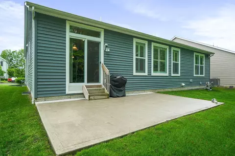 Exterior - 229 Jay Ct, Delaware, OH 43015 photo 9 of 9