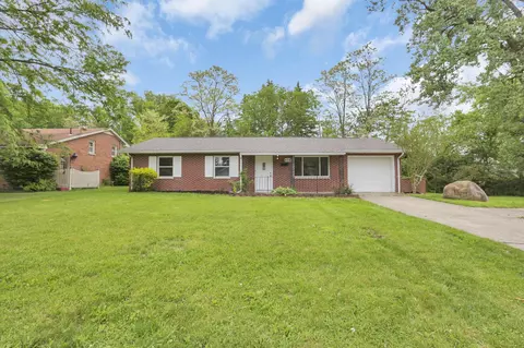 416 Woodland Dr, Bellefontaine, OH 43311