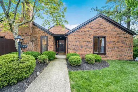 2101 Coach Rd N, Upper Arlington, OH 43220