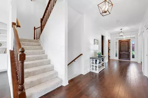 Entry Way - 8127 Conine Dr, Dublin, OH 43016 photo 3 of 6