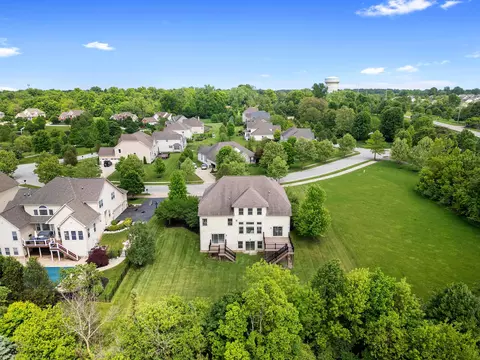 View/Area - 8127 Conine Dr, Dublin, OH 43016 photo 3 of 12