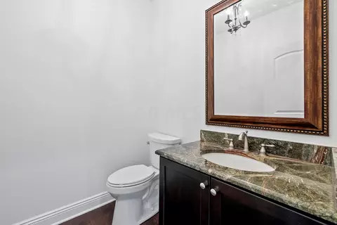 Bath - 8127 Conine Dr, Dublin, OH 43016 photo 2 of 8