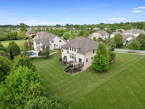 View/Area - 8127 Conine Dr, Dublin, OH 43016 photo 5 of 12