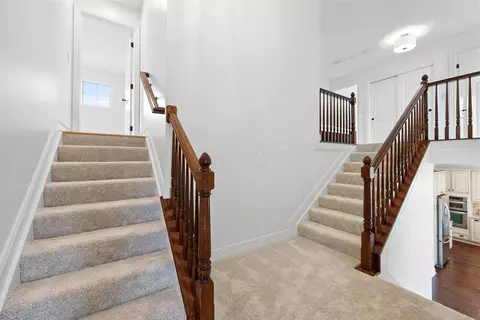Entry Way - 8127 Conine Dr, Dublin, OH 43016 photo 5 of 6