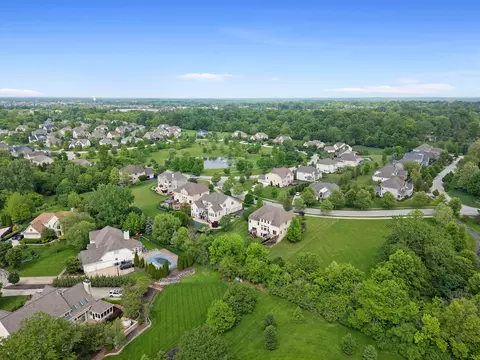 View/Area - 8127 Conine Dr, Dublin, OH 43016 photo 6 of 12