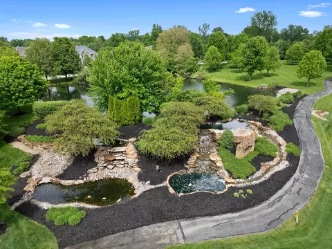 View/Area - 8127 Conine Dr, Dublin, OH 43016 photo 9 of 12