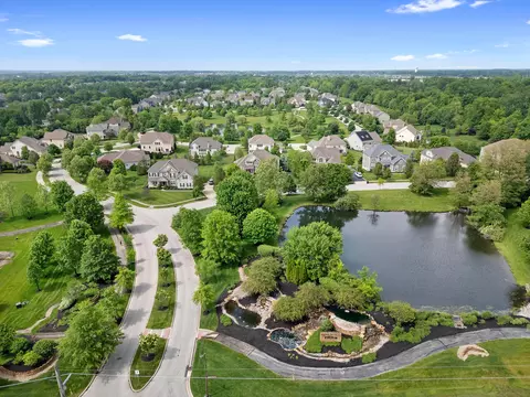 View/Area - 8127 Conine Dr, Dublin, OH 43016 photo 8 of 12