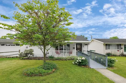 1375 4th St, Logan, OH 43138 photo 2