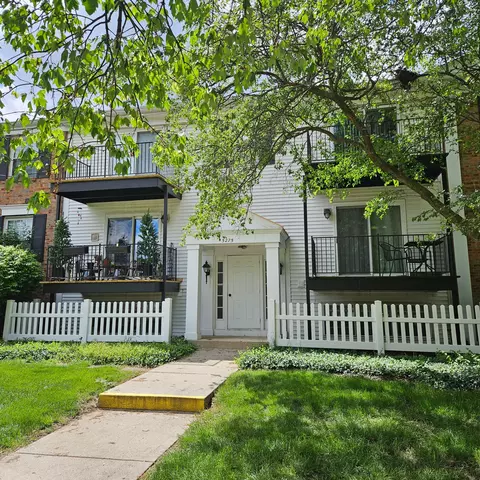 5275 Portland St # 102, Columbus, OH 43235