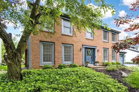 3358 River Narrows Rd, Hilliard, OH 43026
