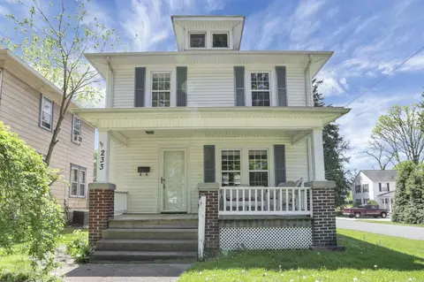 233 Fairfield Ave, Newark, OH 43055