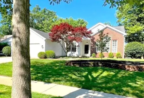 5829 Quail Run Dr, Grove City, OH 43123