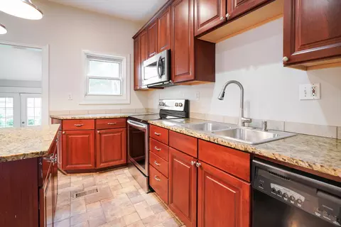439 E Kossuth St, Columbus, OH 43206 photo 10