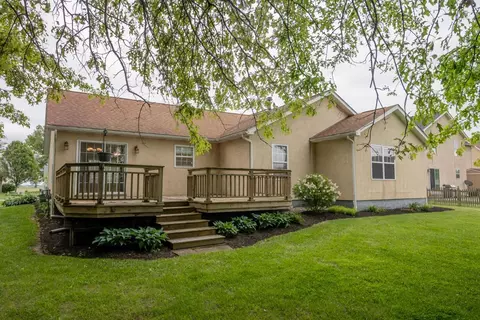 Exterior - 435 Crystal Dr, Marion, OH 43302 photo 2 of 4