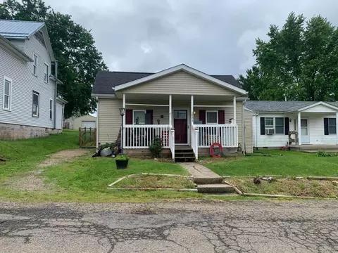 809 Johnson Ave, New Lexington, OH 43764