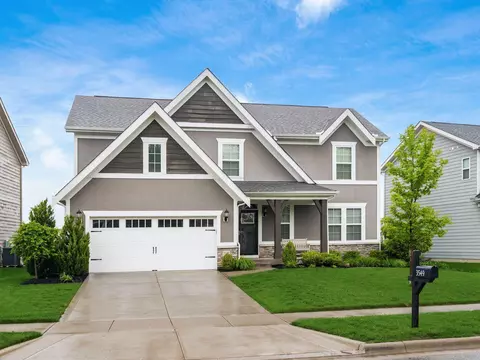 3549 Woodland Dr, Hilliard, OH 43026