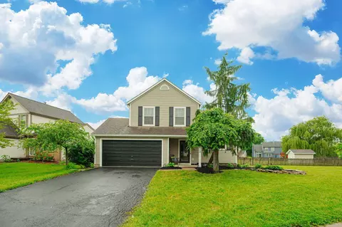 7515 Hazeltine Ct, Pickerington, OH 43147