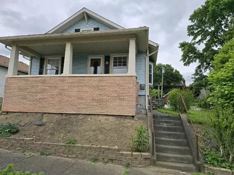 457 W 42nd St, Shadyside, OH 43947