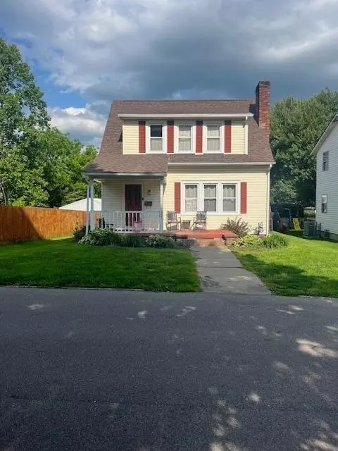 742 Warner Ave, Logan, OH 43138