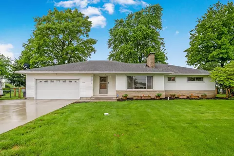 1265 Forest Hill Dr, Marion, OH 43302
