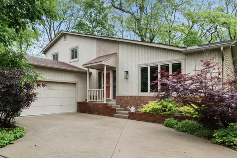 1002 Corbin Ct, Westerville, OH 43081