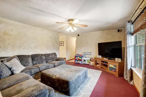 3979 Delmar Cir, Springfield, OH 45503 photo 5