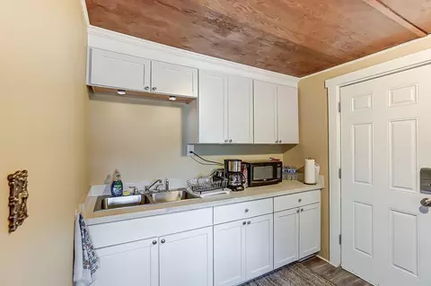 Kitchen - 2501 Roberts Ave, Springfield, OH 45503 photo 1 of 3